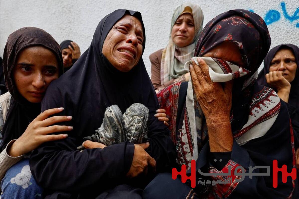 صحيفة أمريكية: إدارة ترمب تعد خطة لنقل سكان غزة داخلياً أو خارجياً