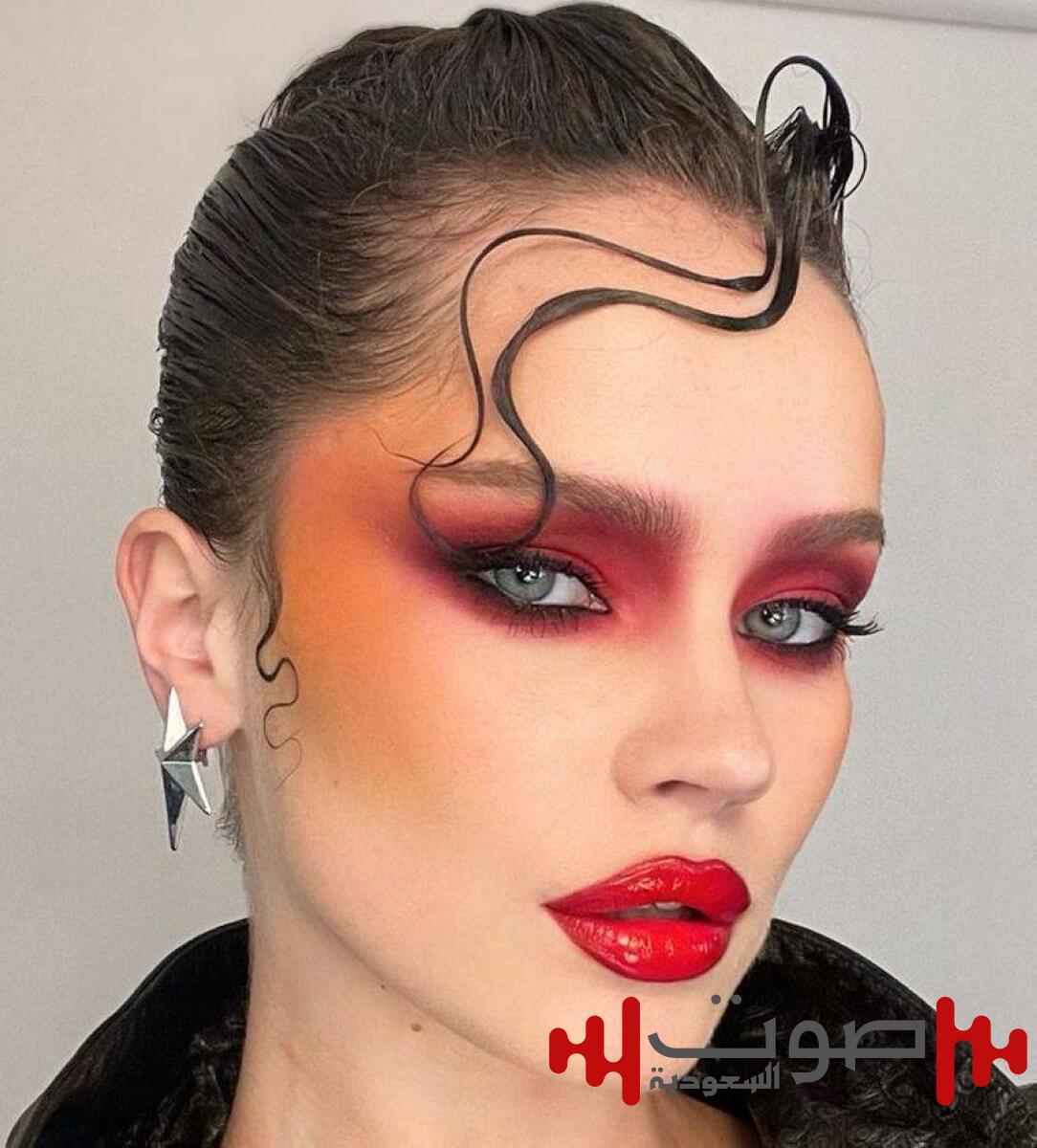 Hair flicks تتصدر ترند الشعر لخريف 2026