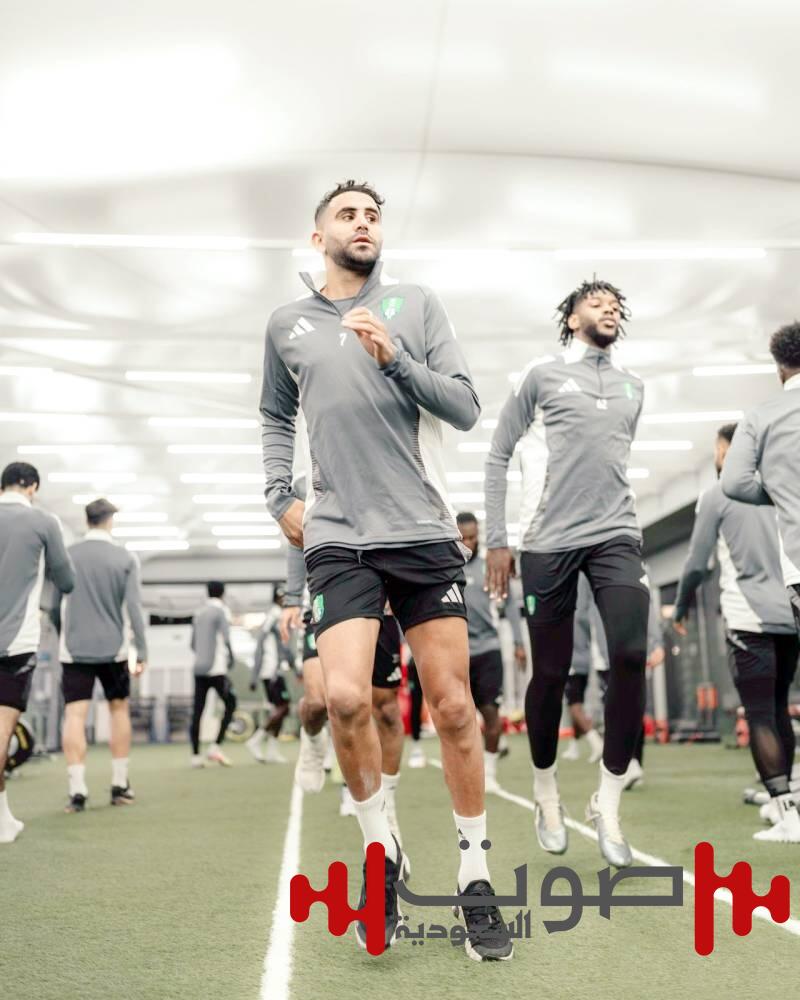 الأهلي يصطدم بالرياض.. والنصر يواجه الفتح