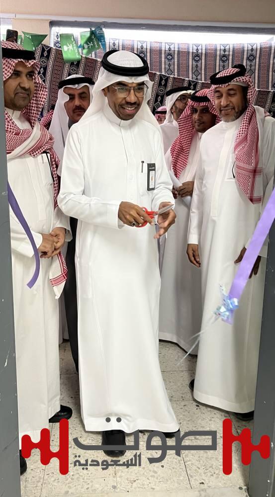 الكناني يدشّن مهرجان «نواتج التعلم» في متوسطة الأمير فيصل بن فهد بجدة