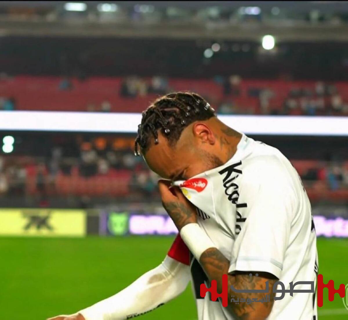 سانتوس يتلقى خسارة مذلة ونيمار يغادر باكياً