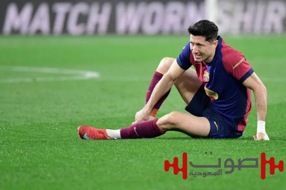 برشلونة يعلن إصابة ليفاندوفسكي وغيابه عن كأس «جوان غامبر»