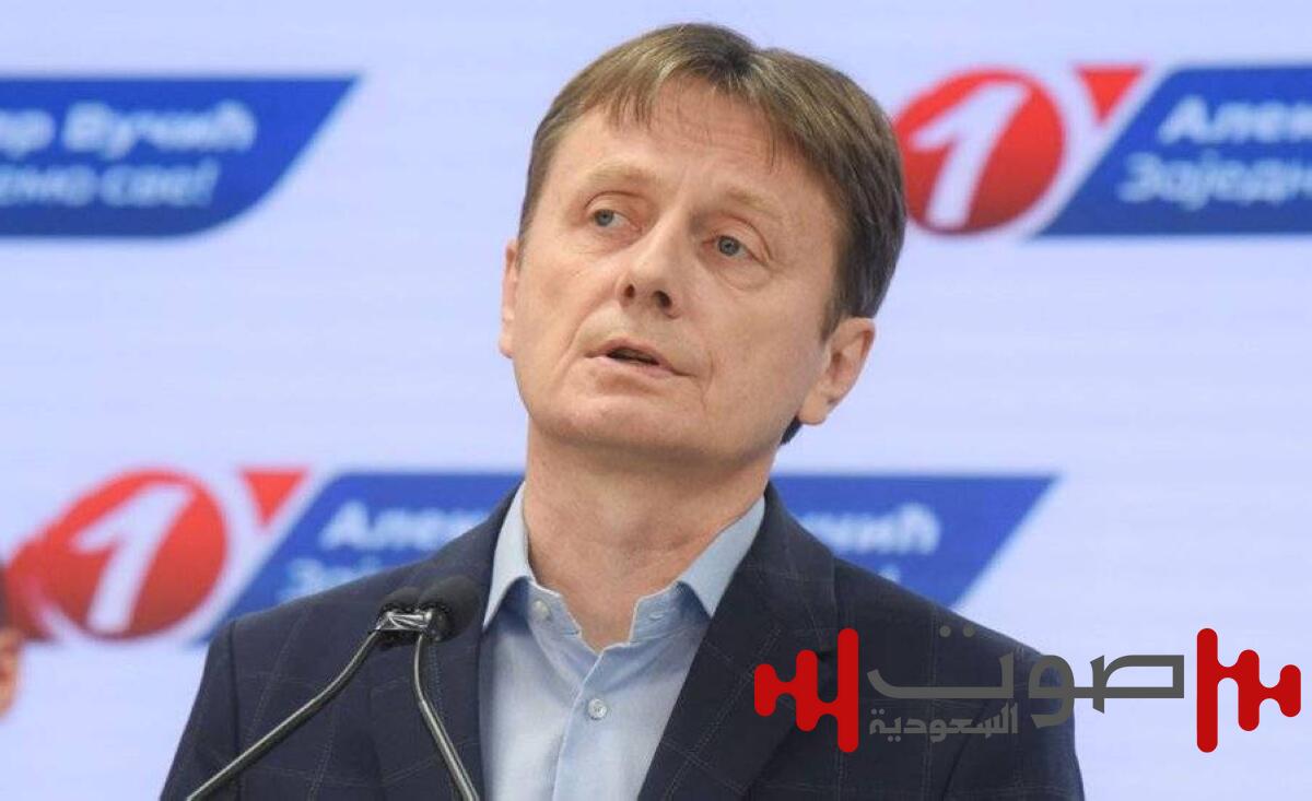 فيديو: صدمة على الهواء.. وزير الاستثمار الصربي يصاب بجلطة دماغية في بث مباشر