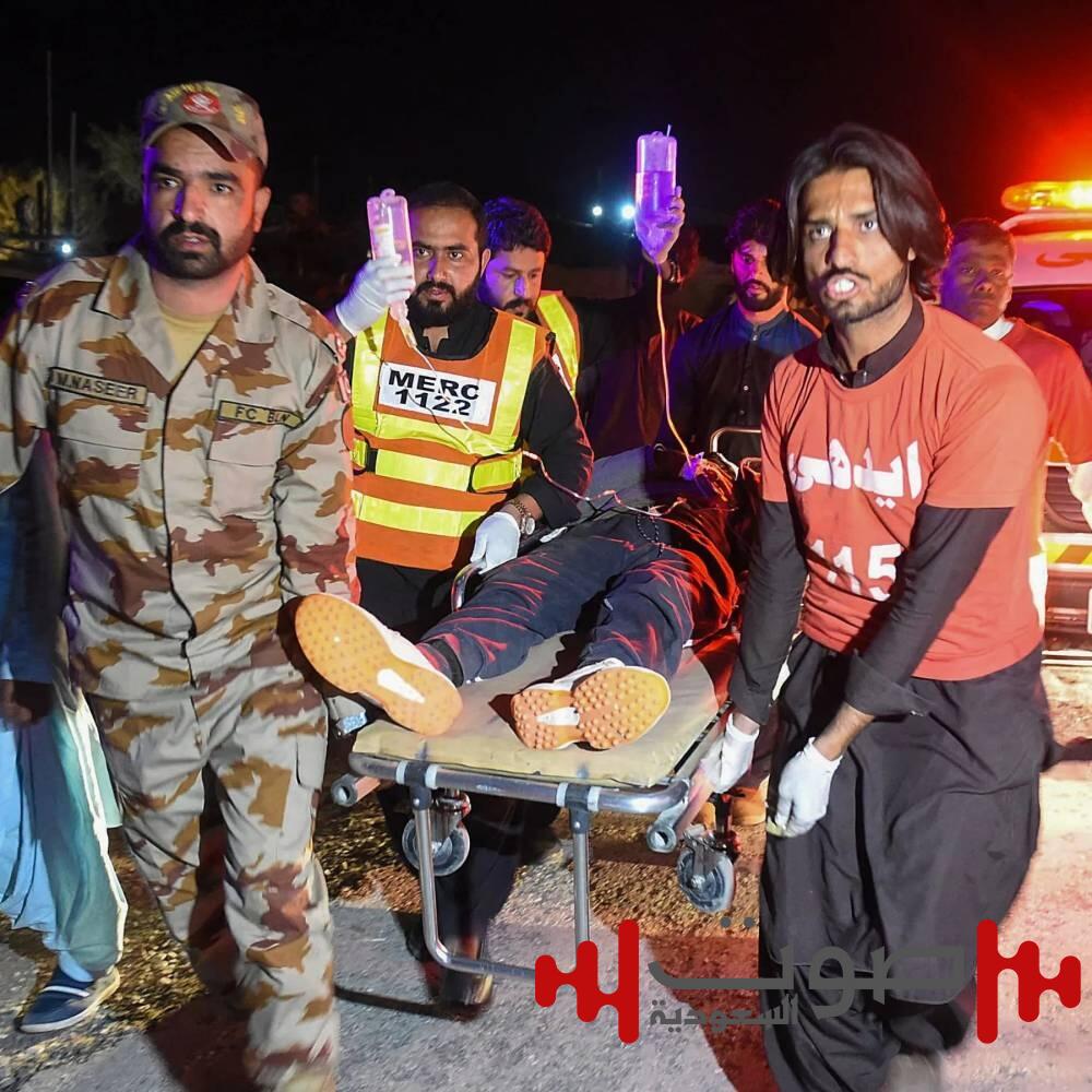 الجيش الباكستاني يعلن مقتل 33 مسلحاً.. وتحرير رهائن القطار