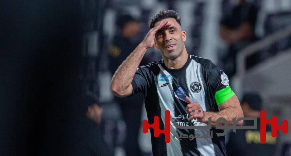 مصادر «عكاظ» تكشف موقف مدرب الشباب من حمدالله