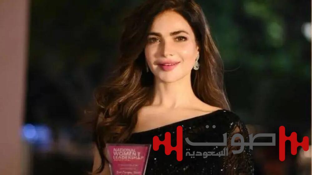 العثور على جثة فنانة باكستانية شهيرة «متحللة» داخل منزلها