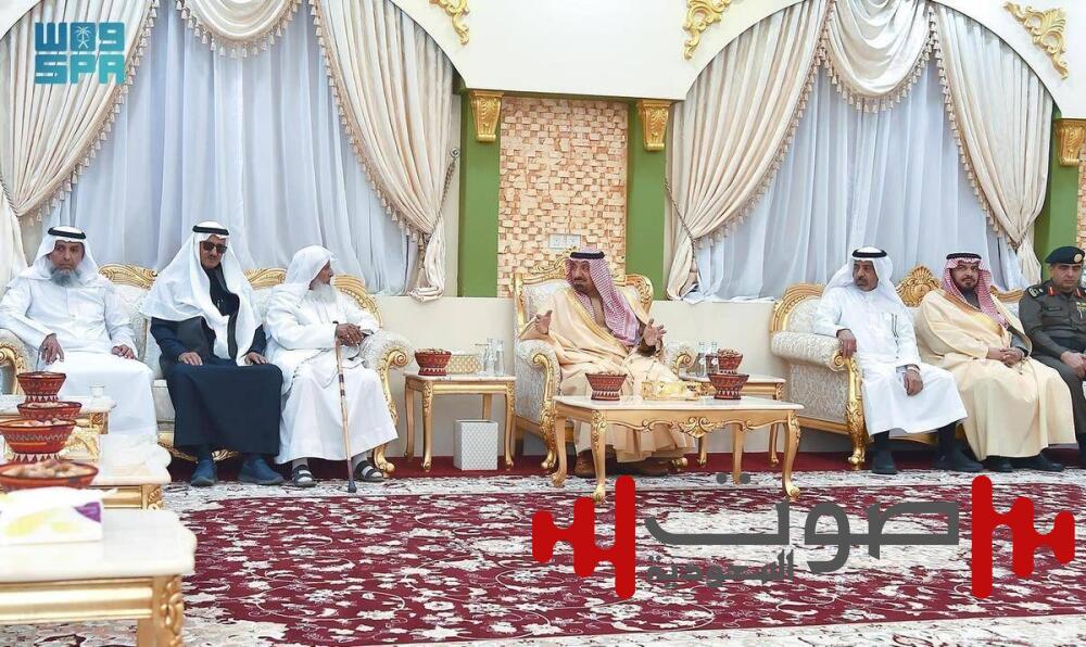 أمير نجران يعزّي في وفاة محمد آل عنكيص