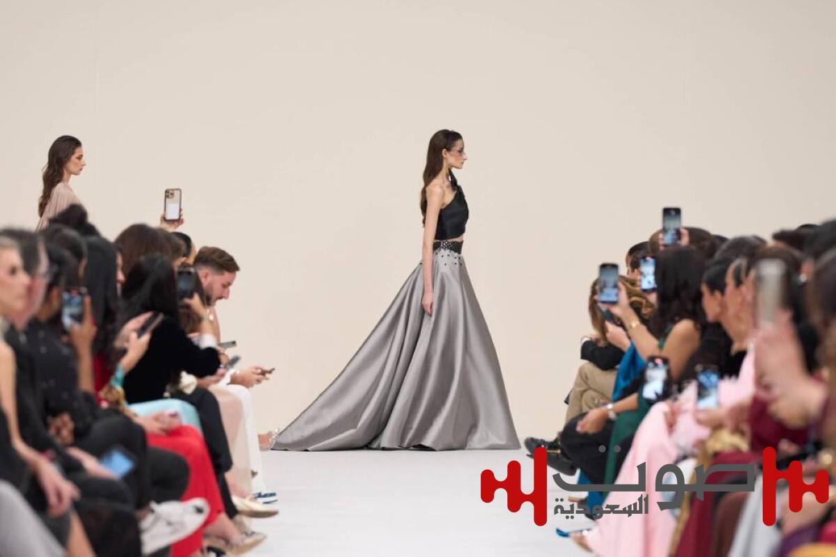 موضة العرب 2026: بين التراث والحداثة.. ألوان هادئة وقصّات مريحة تسيطر على المشهد