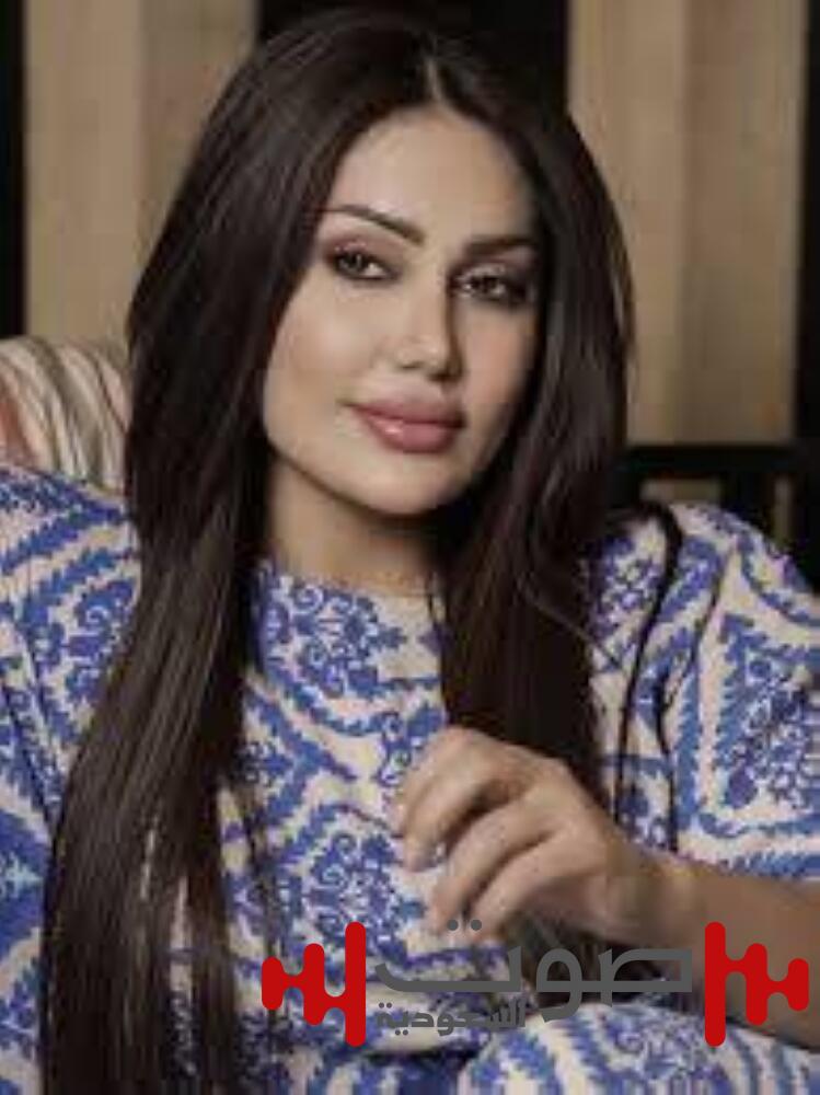 تجاوزت أخلاقيات المهنة.. إنذار نهائي للفنانة العراقية سارة البحراني