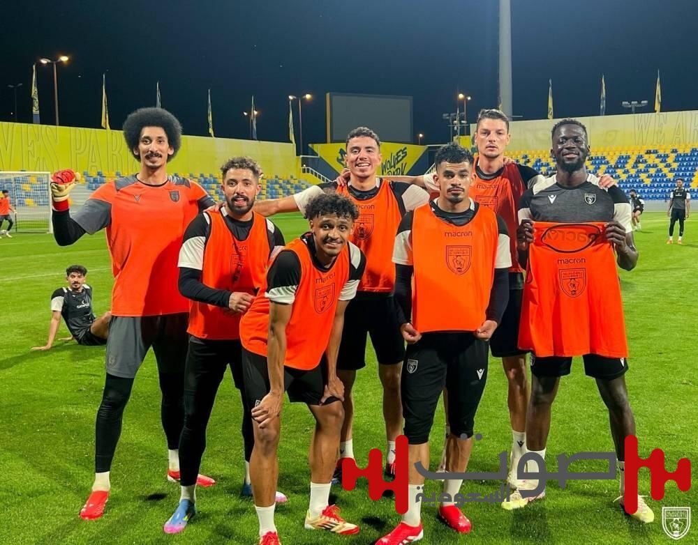 العبدلي يعالج أخطاء الدفاع قبل «الديربي»