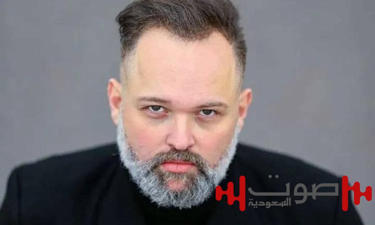محمد محمود عبدالعزيز يتجاهل قرار النيابة في أزمته مع بوسي شلبي