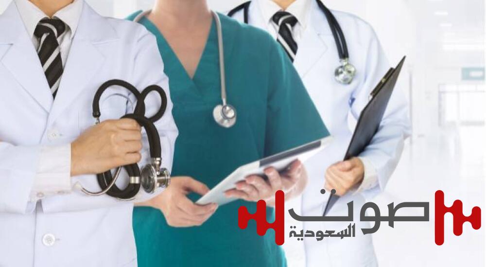 هجرة أطباء مصر تُشعل الجدل.. «نقيب الأطباء» يكشف أسباب الأزمة