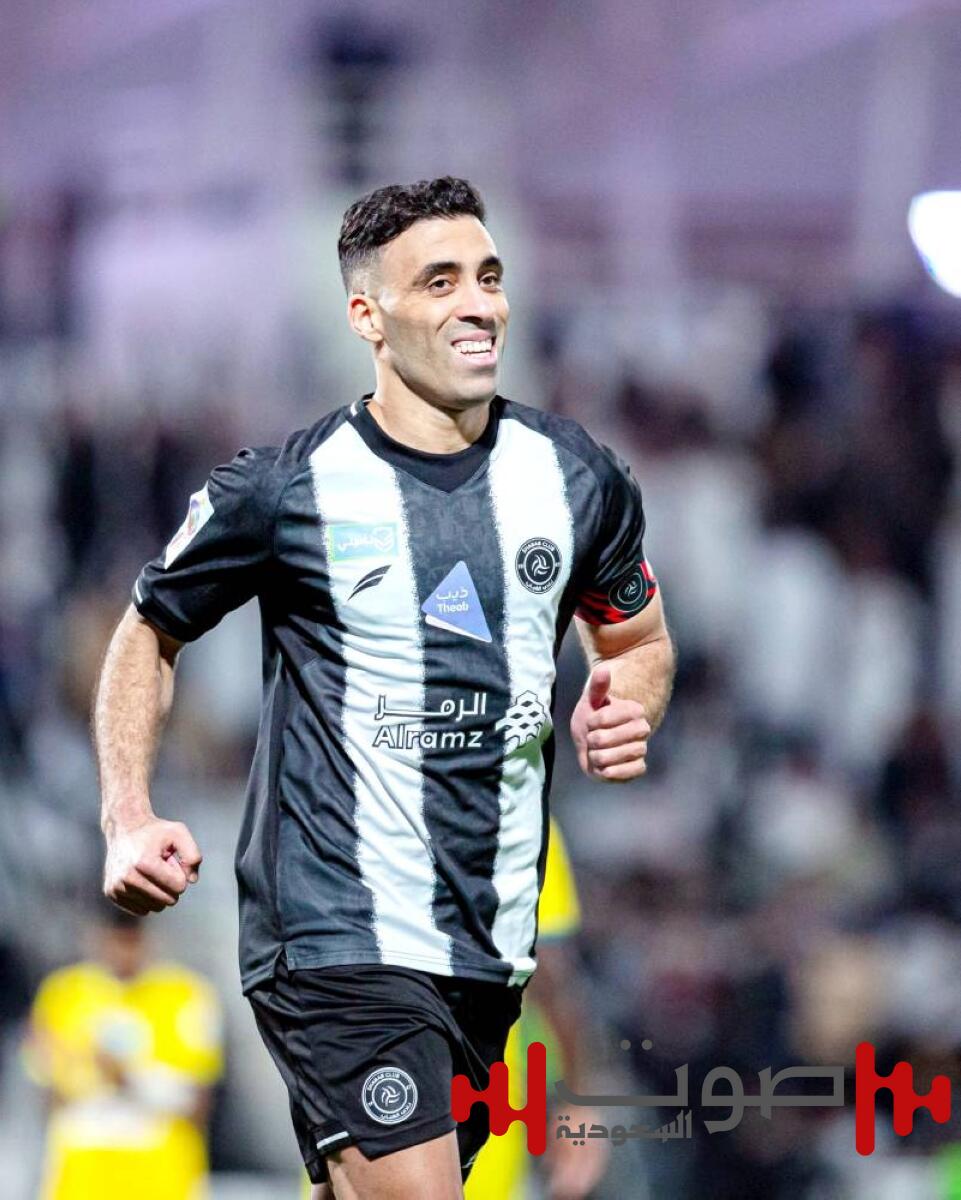 ديربي «البحر»
 بين العقيد والساطي