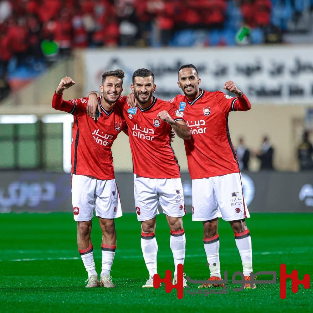 بالـ3.. الرائد يتخطى الرياض