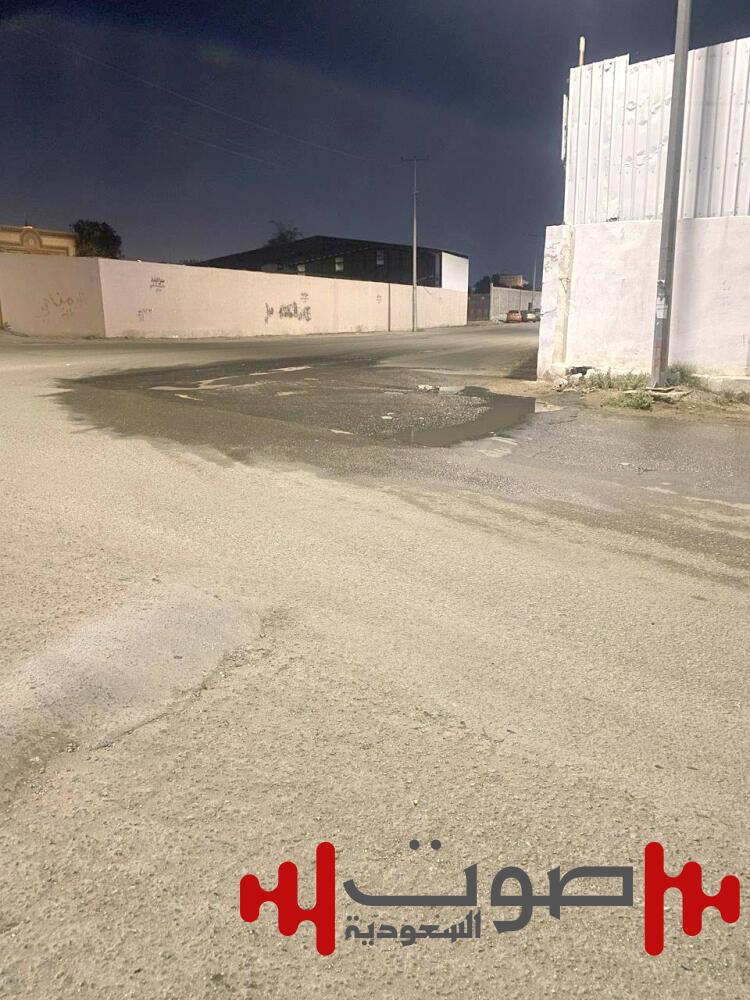 سلطانة الحوية تغرق في الصرف الصحي