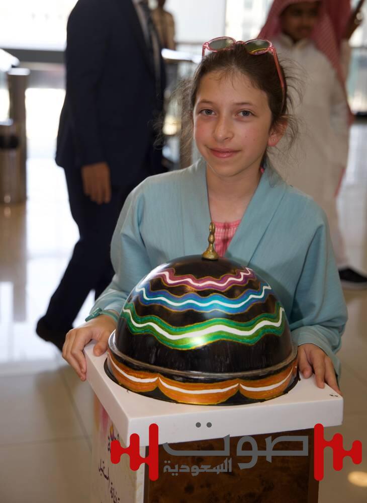 450 موهبة تضيء «قباب الفن» في جدة