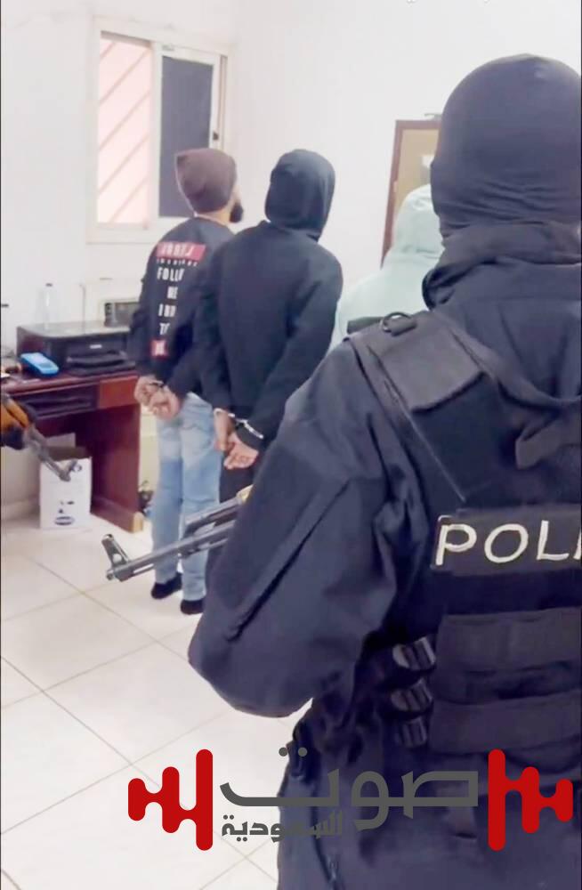 شرطة الرياض تطيح 9 تورطوا في 33 حادثة احتيال
