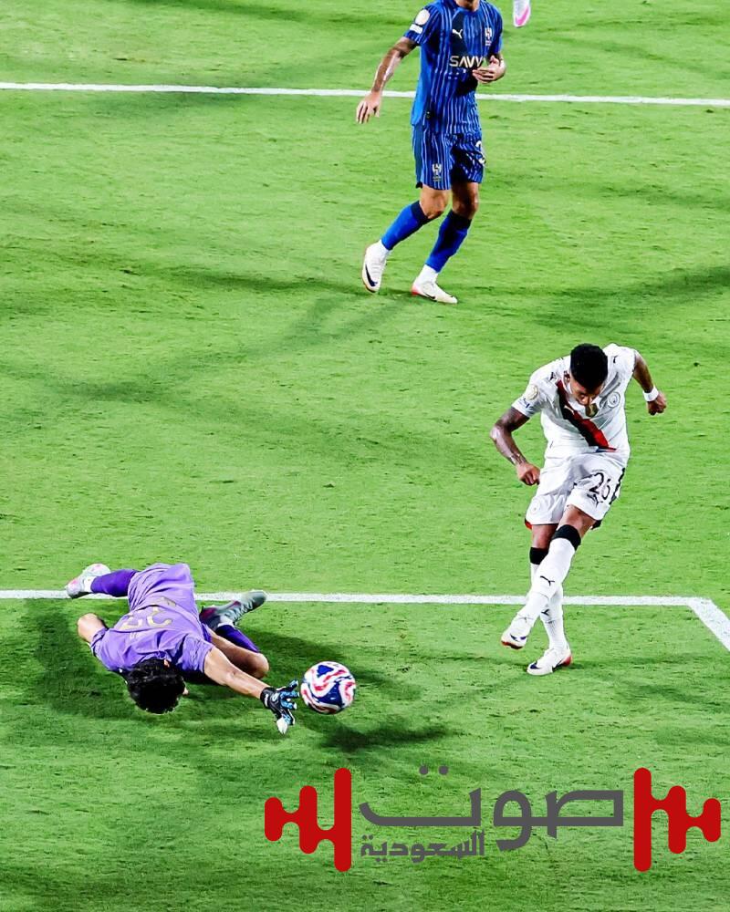 بونو.. أخطبوط حارس