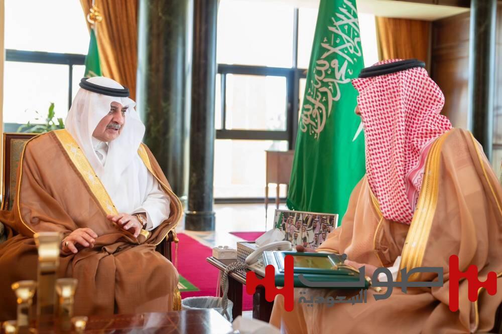 أمير تبوك يطلع على التقرير الشامل لأداء إدارة التعليم بالمنطقة