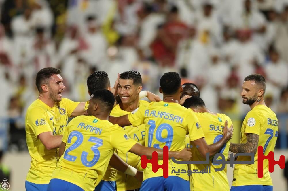 10 أهداف تفصل العالمي عن العميد