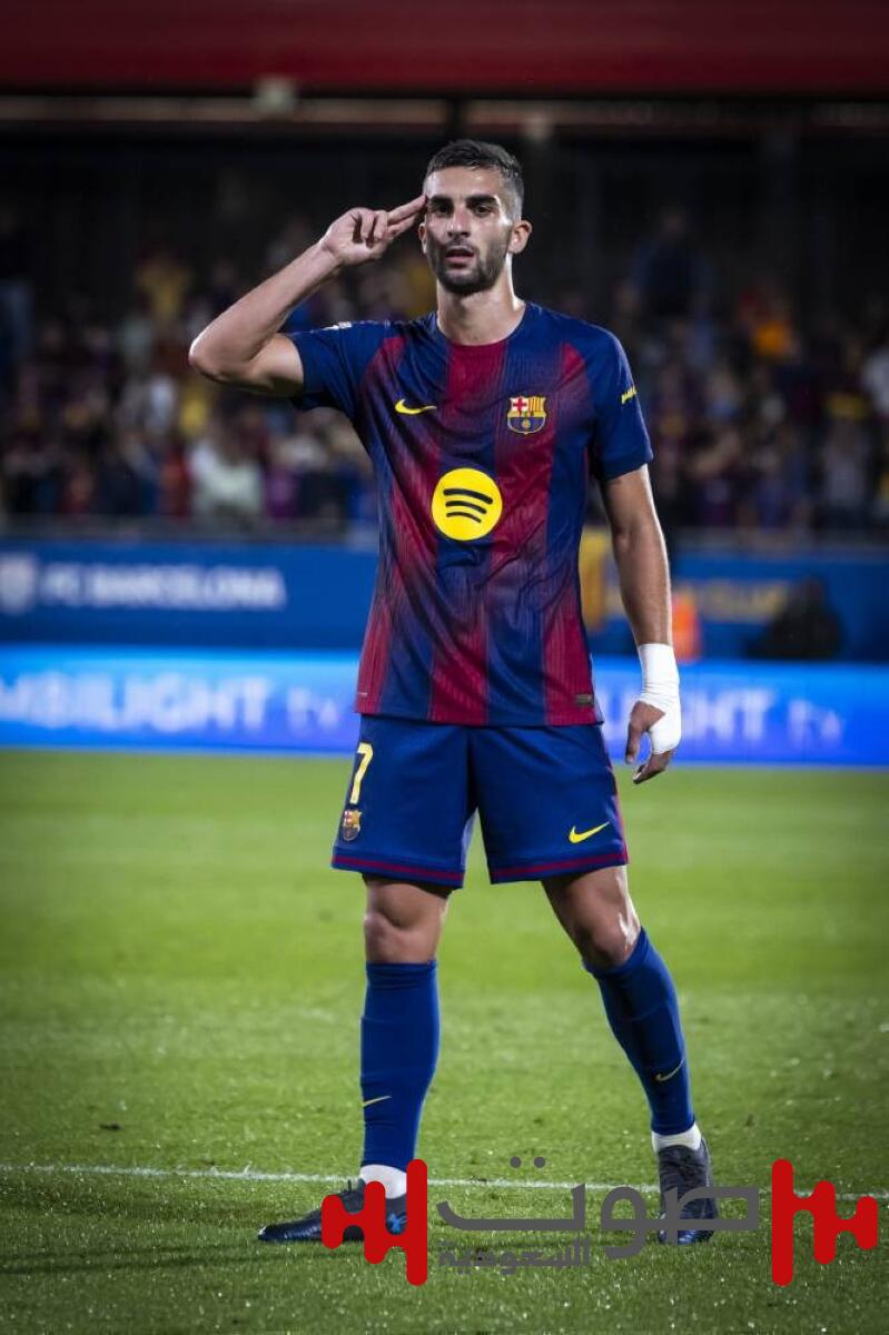 برشلونة ينتصر بالـ 3 ويطارد ريال مدريد على الصدارة