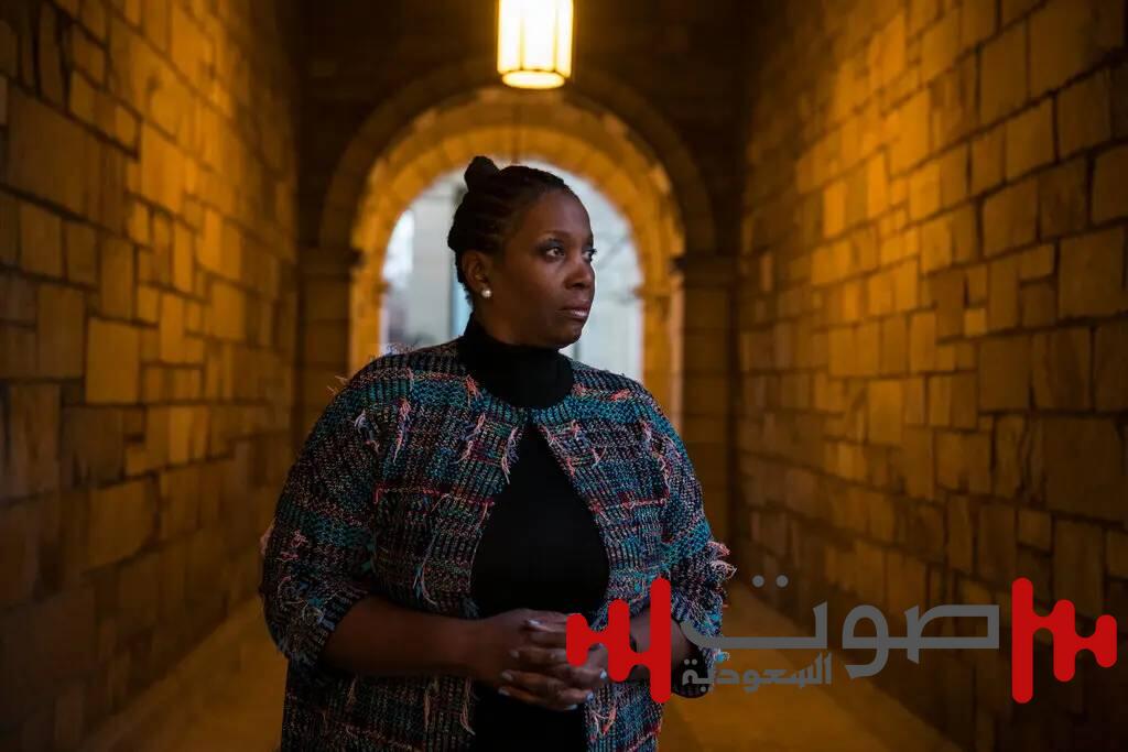 ترمب يقيل أول امرأة سمراء في مجلس الاحتياطي الفيدرالي