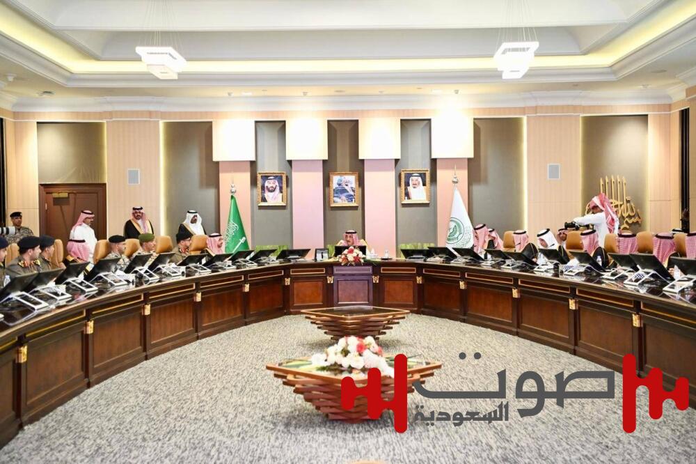 لجنة الدفاع المدني بجازان تعقد اجتماعاً لرفع الجاهزية