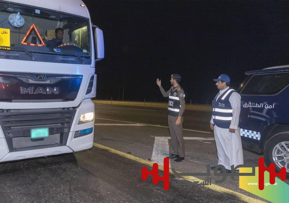 هيئة النقل تحجز 5 شاحنات أجنبية مخالفة داخل المملكة