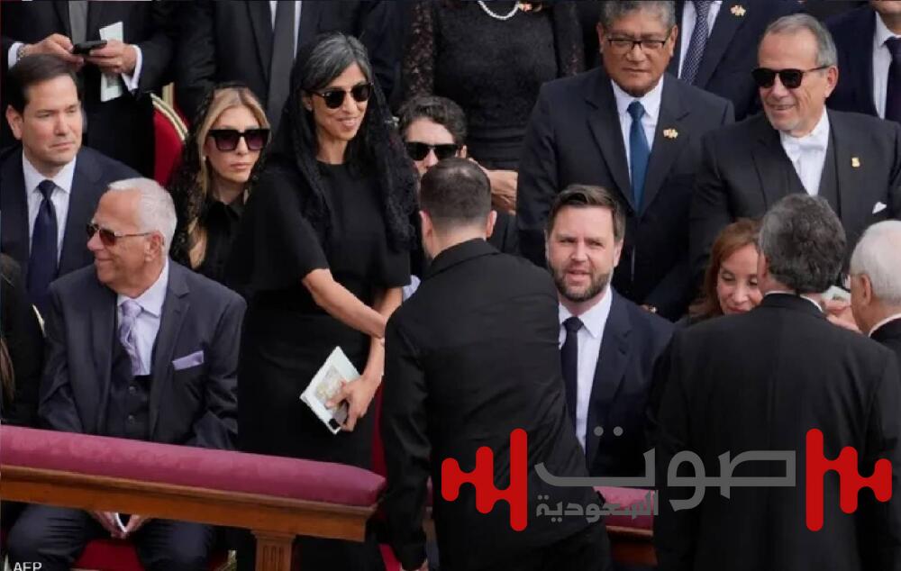 بأجواء عادية.. زيلينسكي يلتقي نائب الرئيس الأمريكي في الفاتيكان