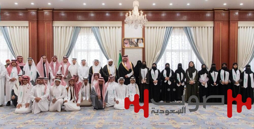 أمير المدينة المنورة يكرَّم الفائزين بجوائز مسابقة «منافس» الوطنية للطلاب المتميزين