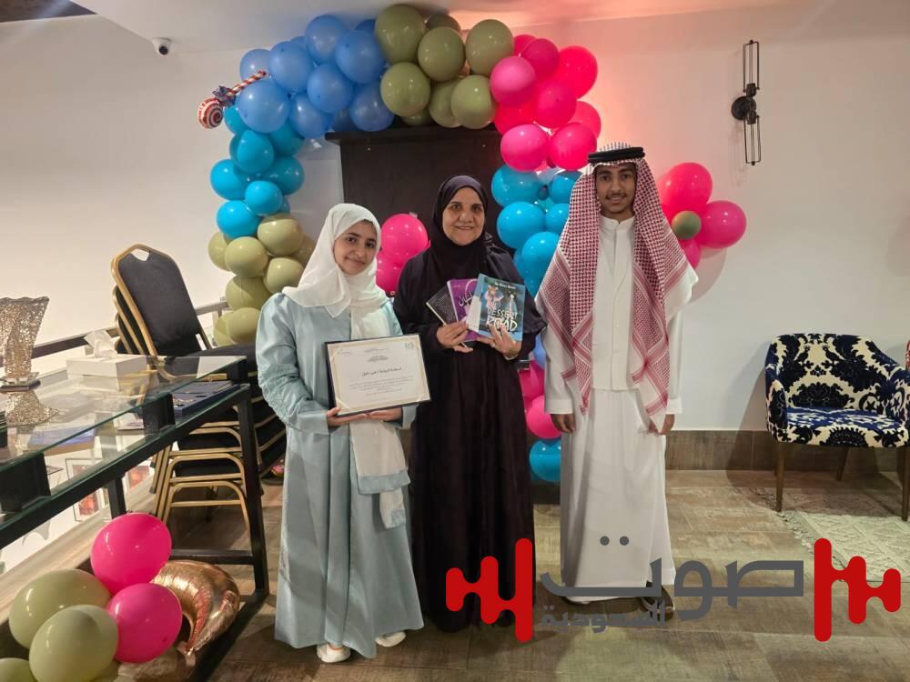 كيف قاد «طريق الحلوى» «الروائية الأصغر» إلى الكتابة ؟